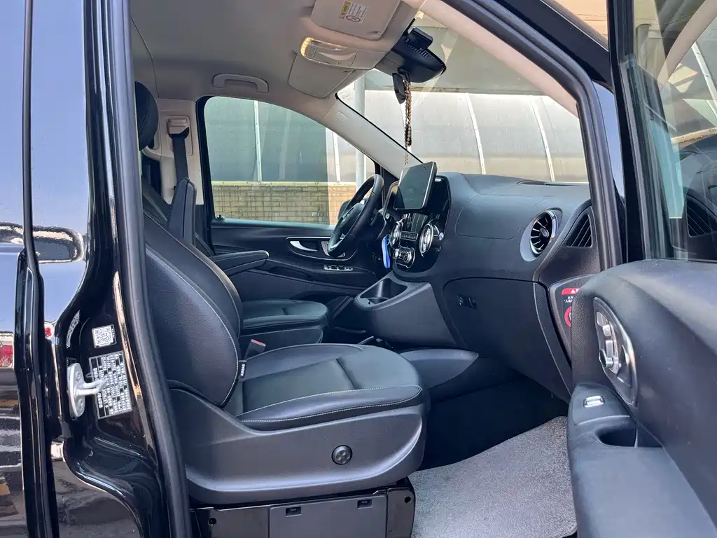 Mercedes-Benz Vito — фото 22