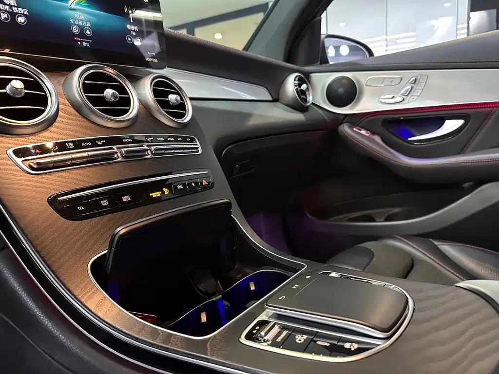 Mercedes-Benz GLC AMG — фото 8