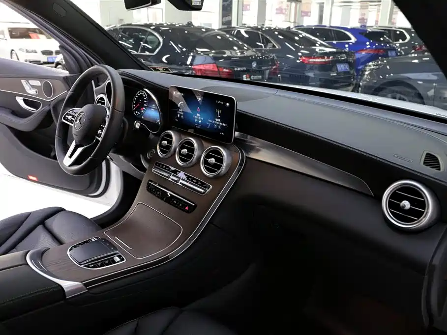 Mercedes-Benz GLC — фото 17