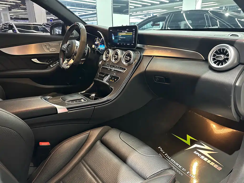 Mercedes-Benz C-Class AMG — фото 11