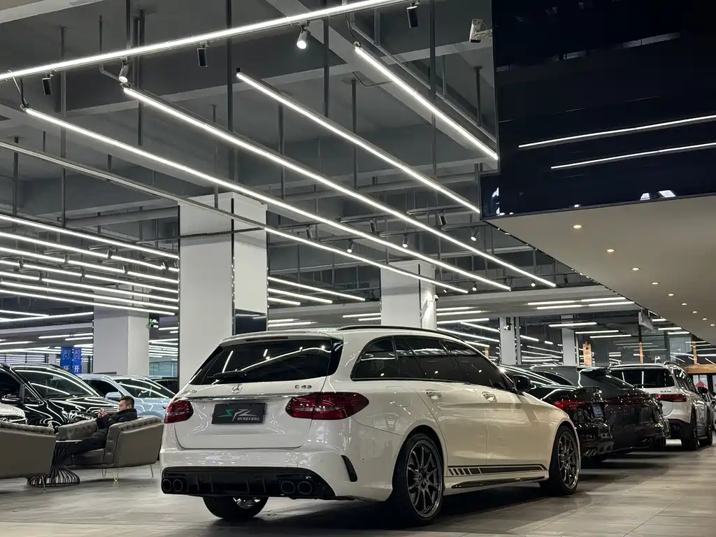 Mercedes-Benz C-Class AMG — фото 18