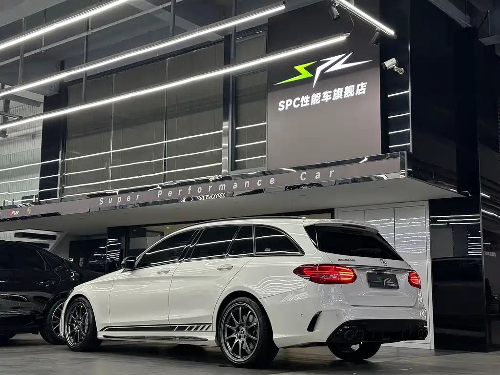 Mercedes-Benz C-Class AMG — фото 21