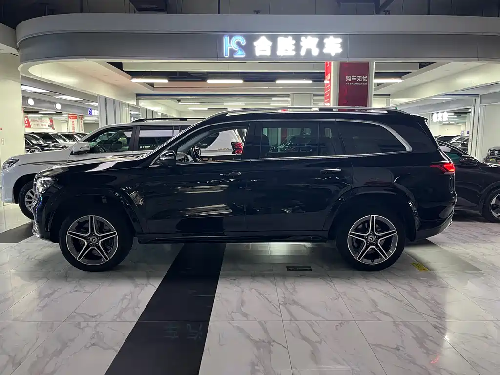 Mercedes-Benz GLS — фото 5