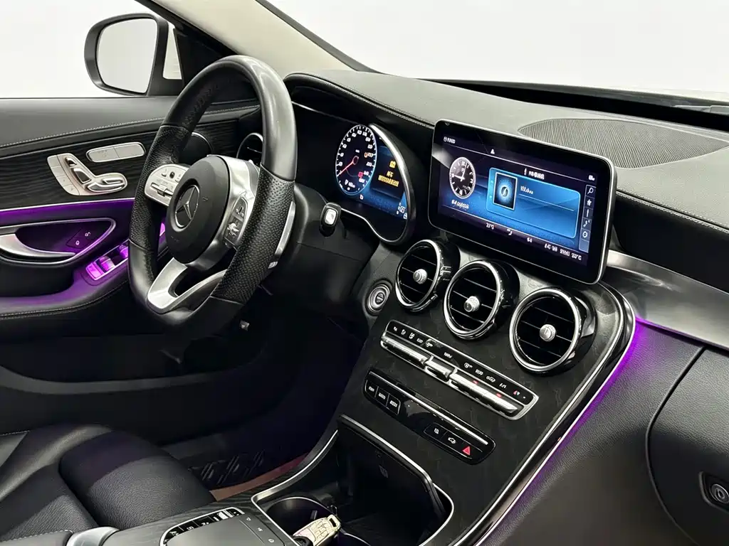 Mercedes-Benz C-Class — фото 14