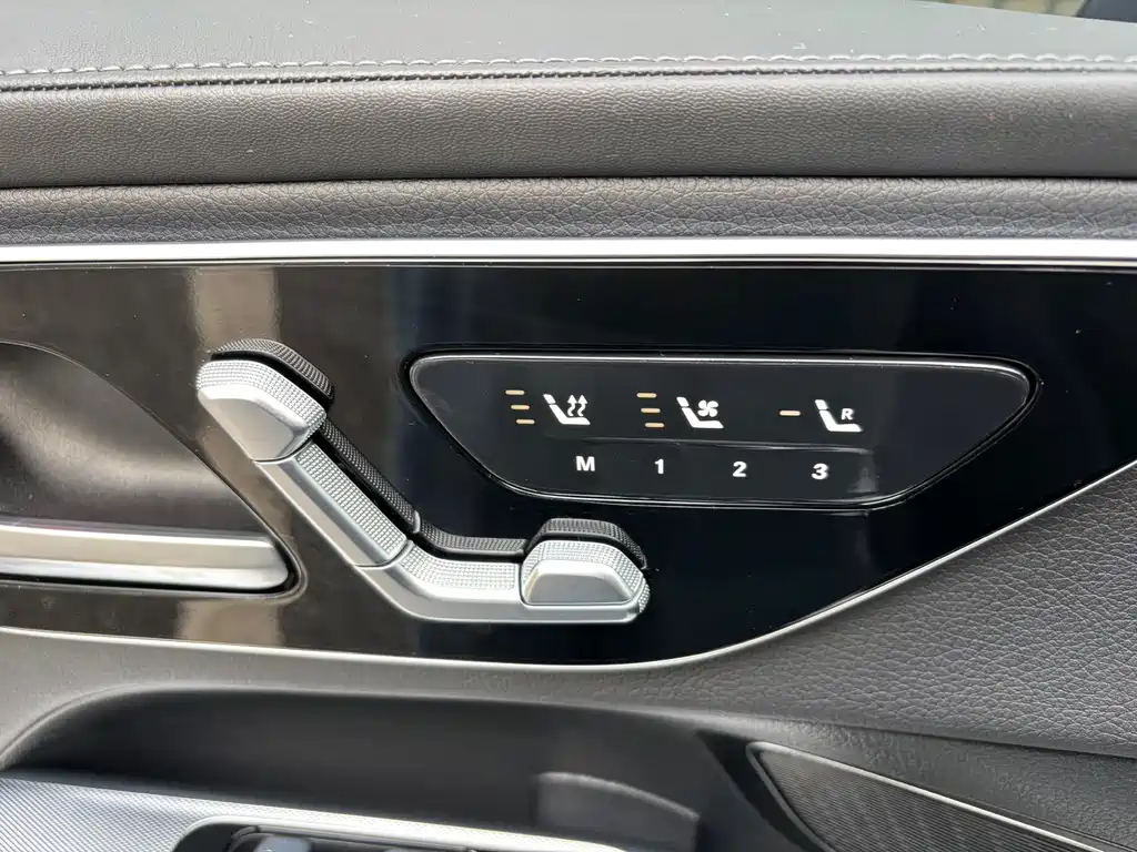 Mercedes-Benz GLC — фото 11