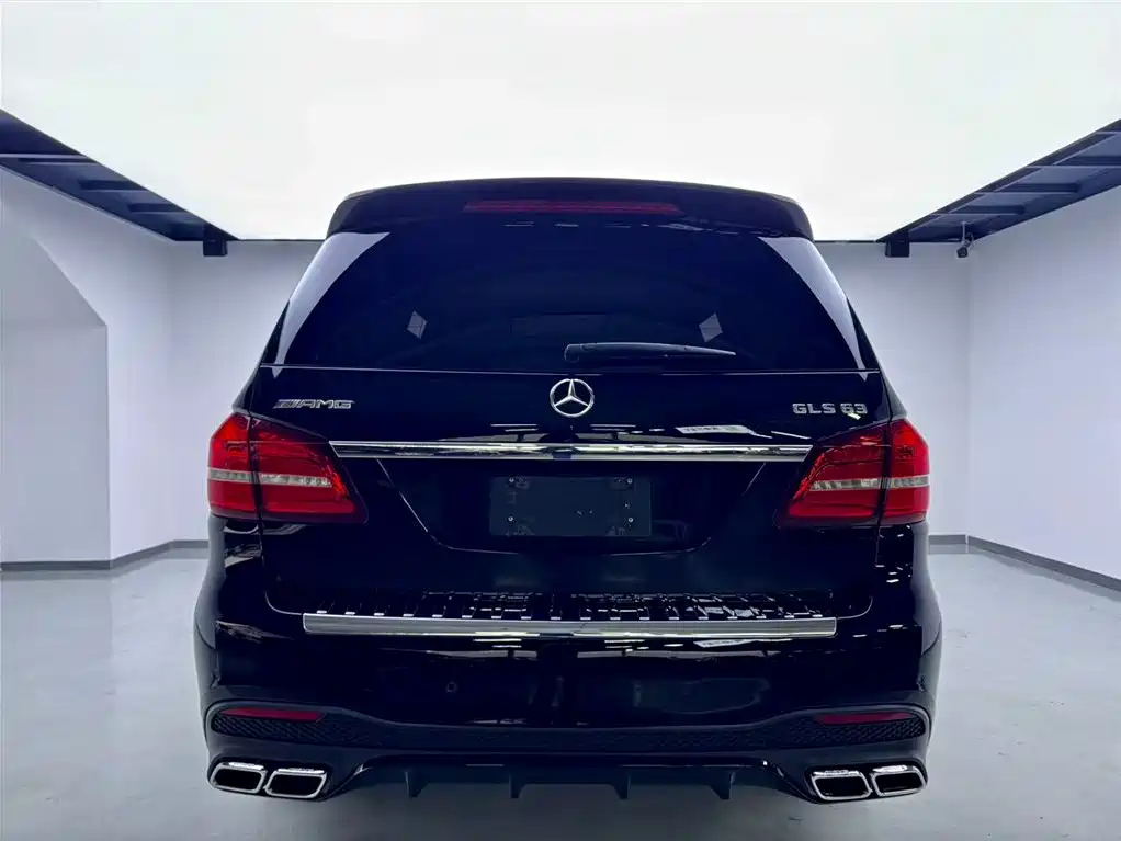 Mercedes-Benz GLS AMG — фото 5