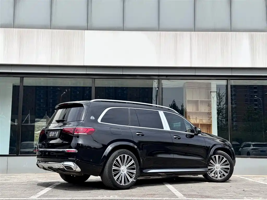 Mercedes-Benz GLS — фото 3