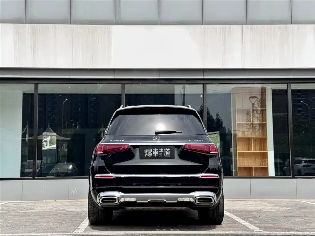 Mercedes-Benz GLS — фото 4