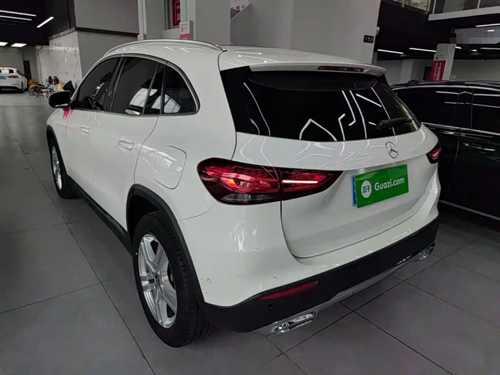 Mercedes-Benz GLA — фото 5