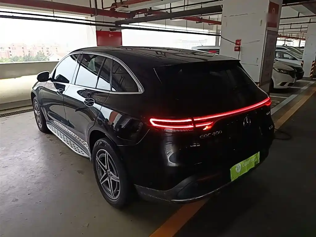 Mercedes-Benz EQC — фото 5