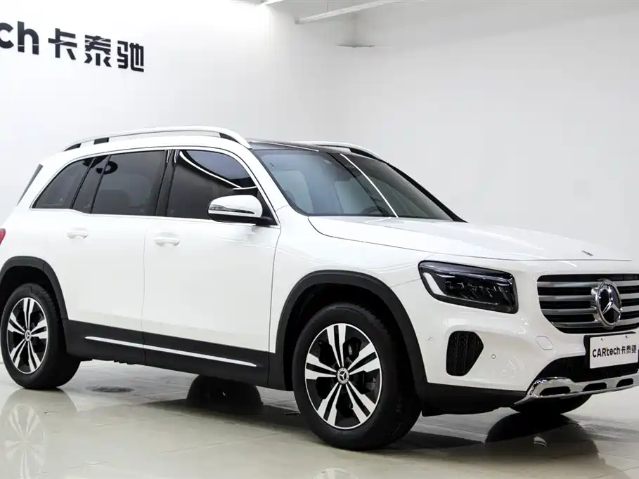 Mercedes-Benz GLB — фото 3