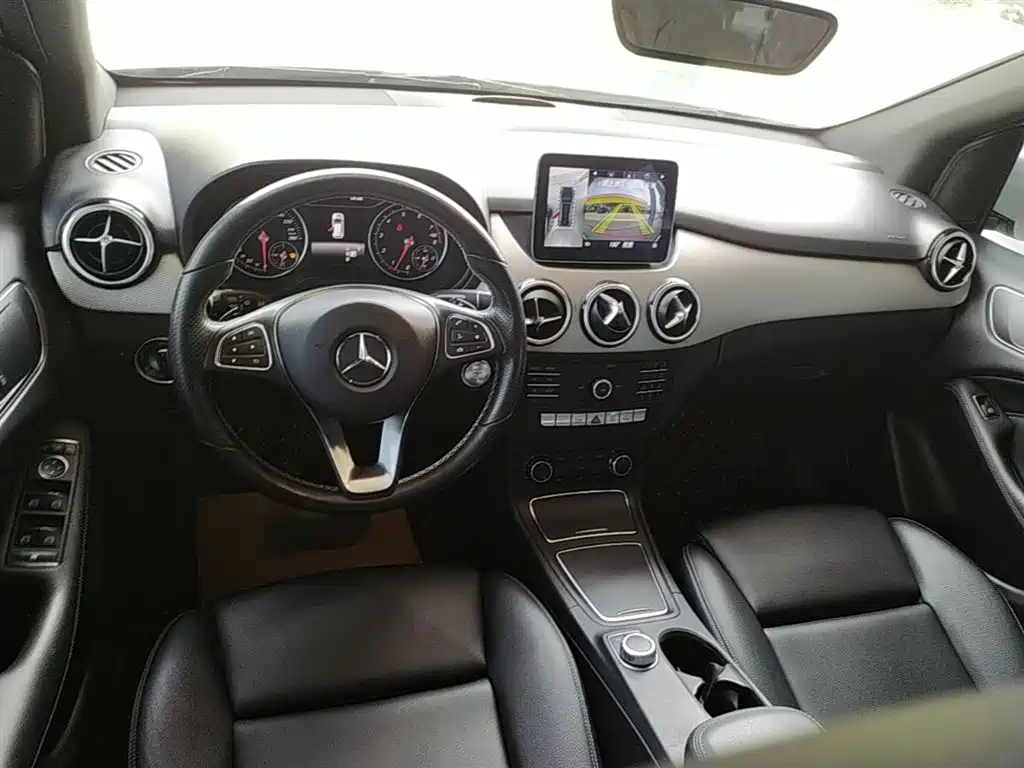 Mercedes-Benz B-Class — фото 10