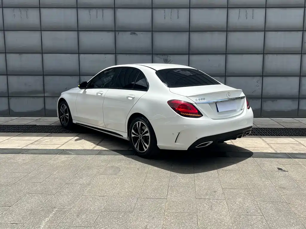 Mercedes-Benz C-Class — фото 10