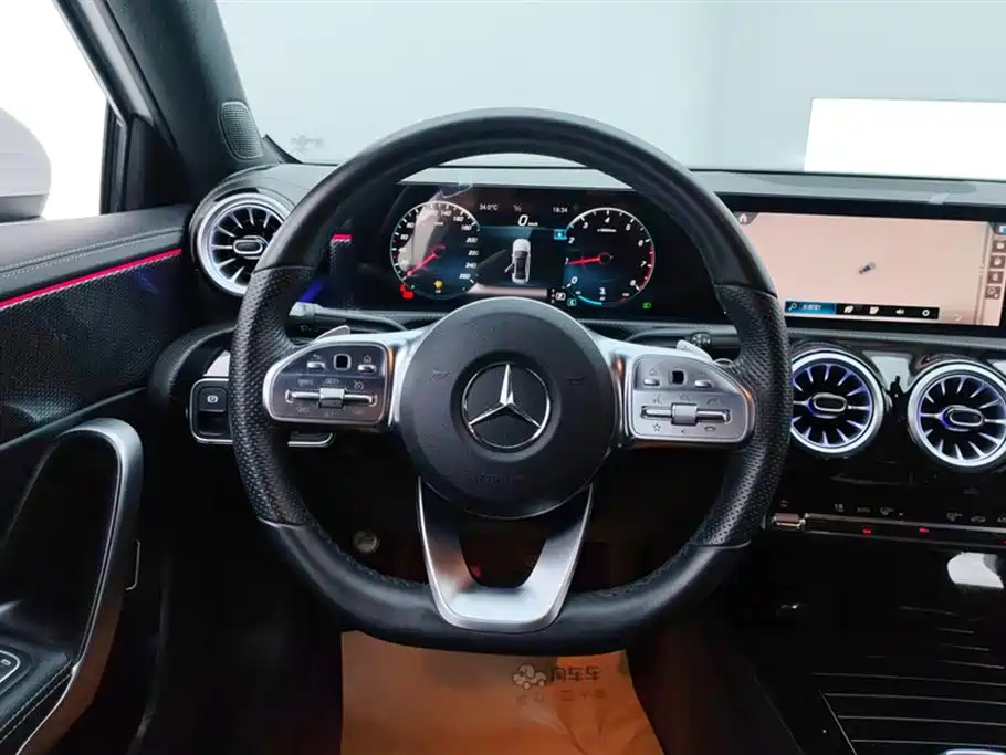 Mercedes-Benz A-Class — фото 15
