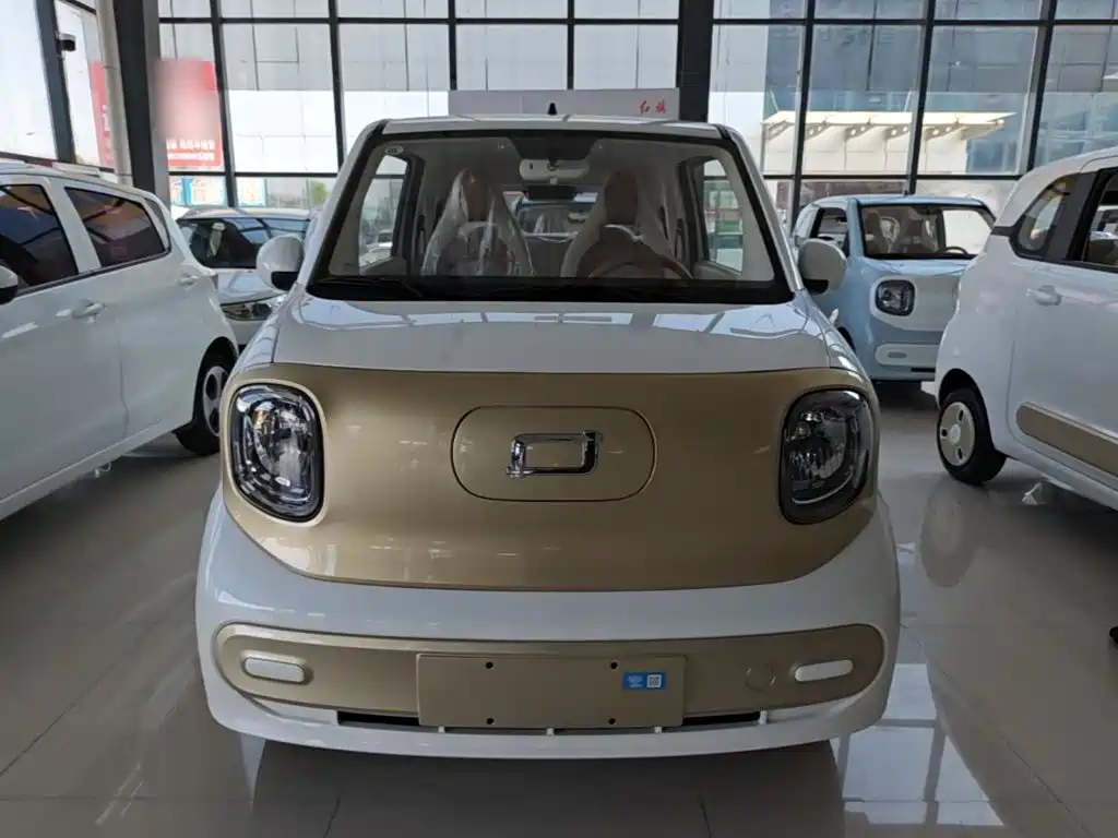 Bestune Pony — фото 3