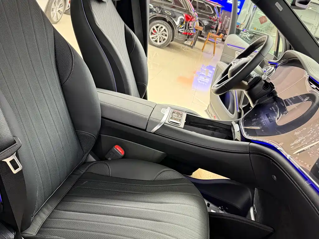 Mercedes-Benz EQS SUV — фото 8