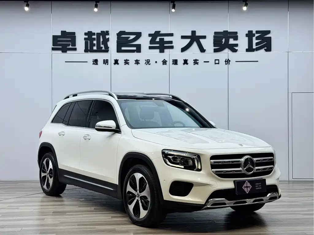 Mercedes-Benz GLB — фото 3