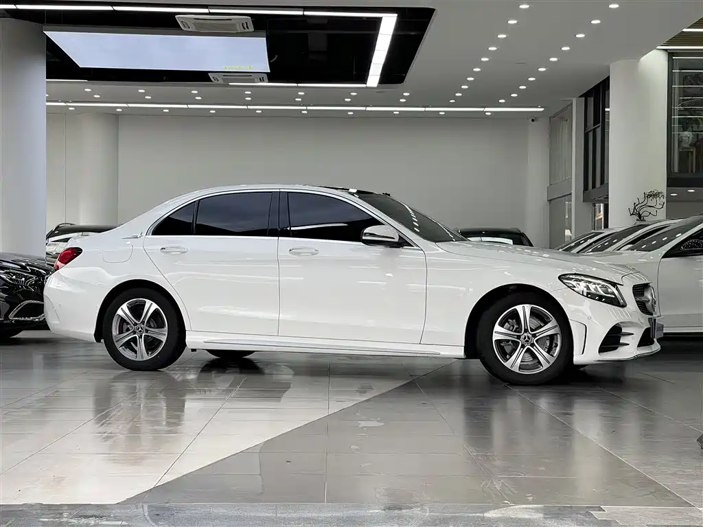 Mercedes-Benz C-Class — фото 3