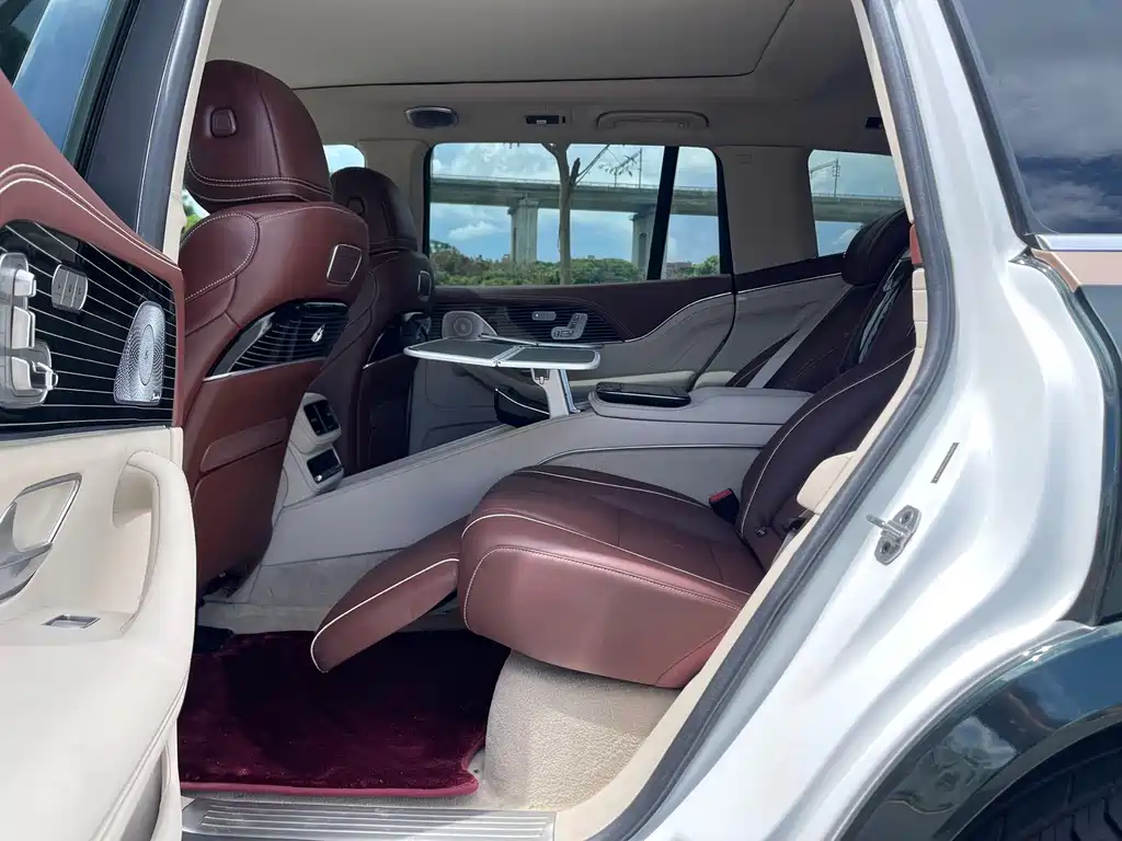 Mercedes-Benz GLS — фото 29