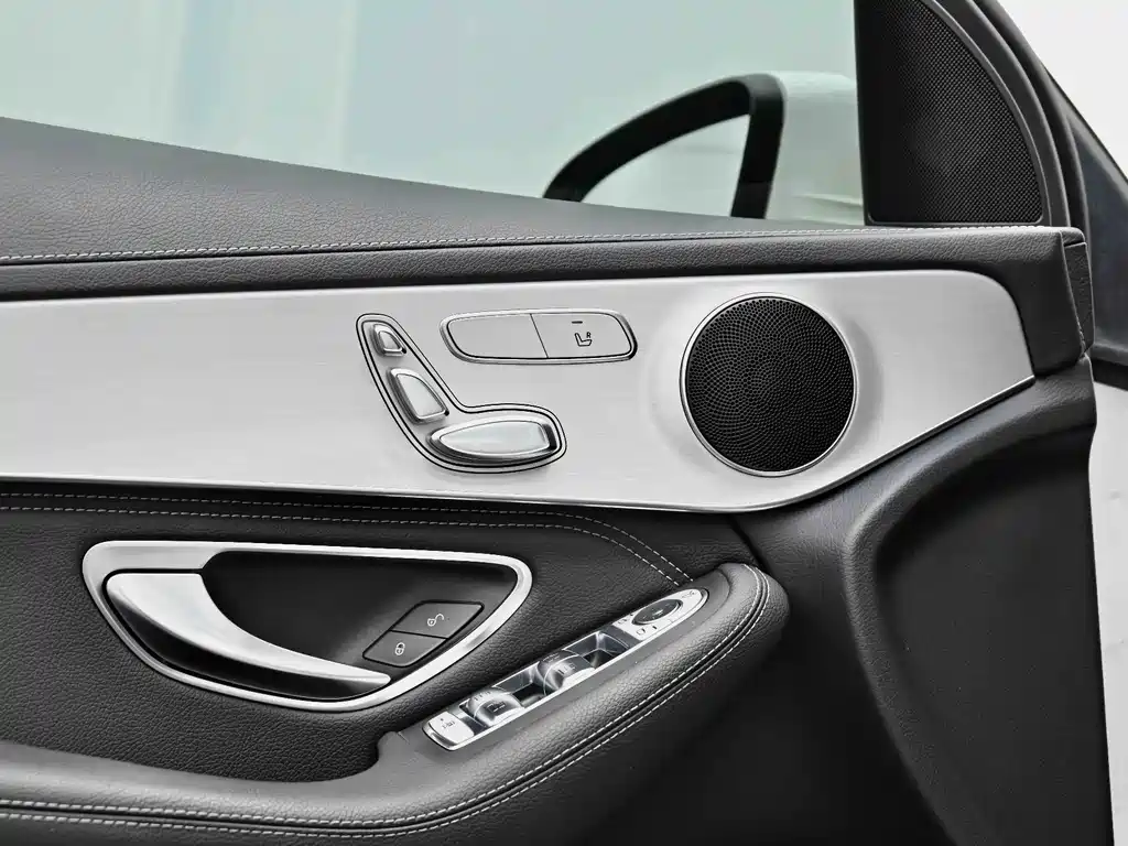 Mercedes-Benz GLC — фото 21