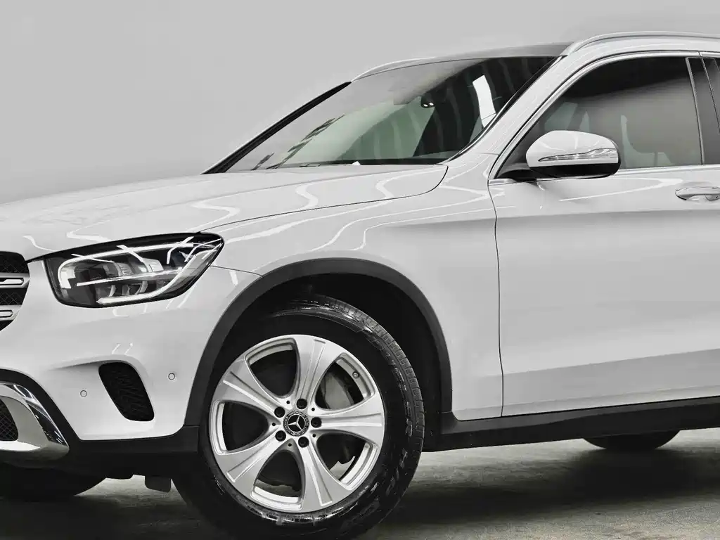 Mercedes-Benz GLC — фото 9