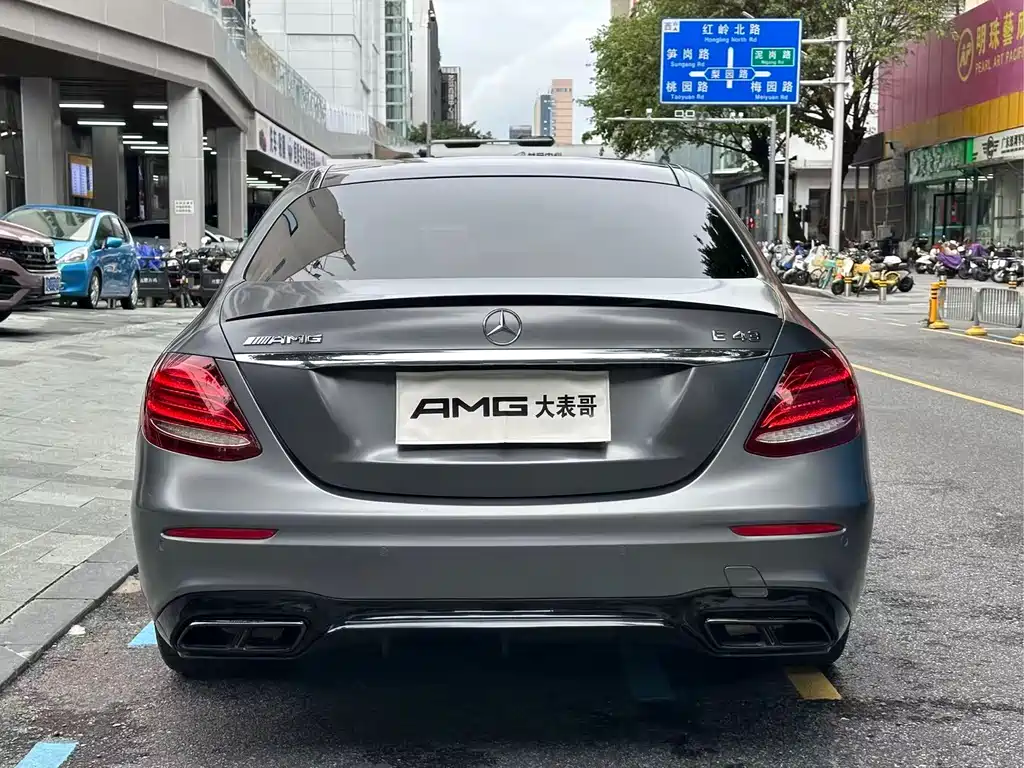Mercedes-Benz E-Class AMG — фото 14