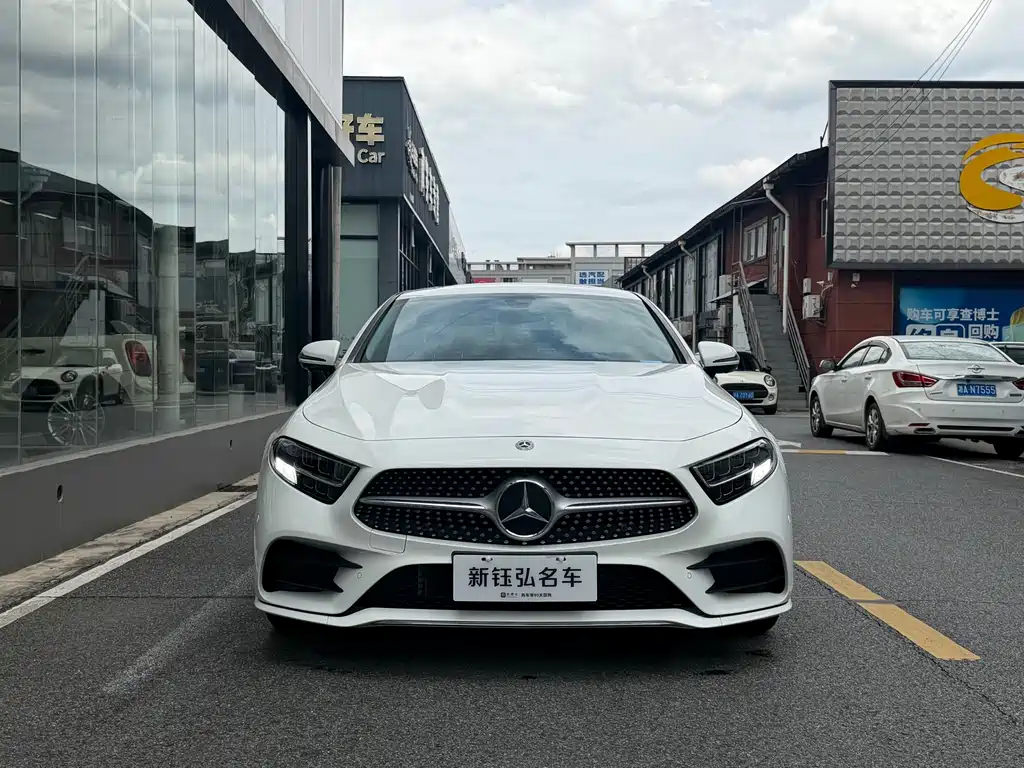 Mercedes-Benz CLS — фото 2