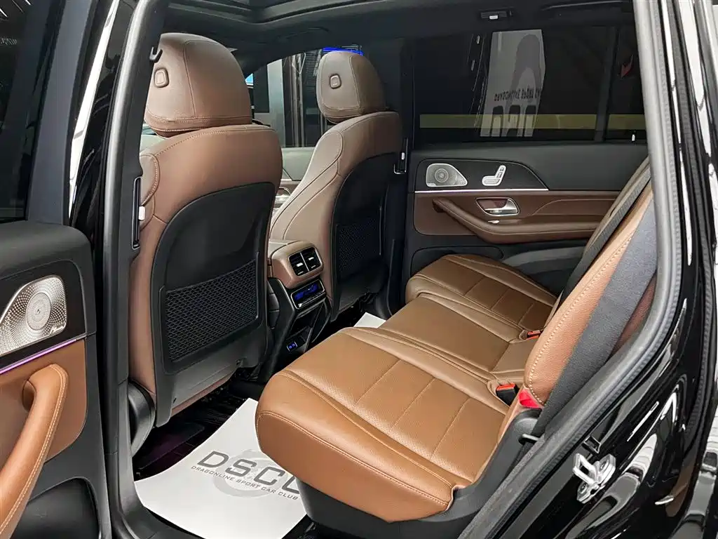 Mercedes-Benz GLS — фото 9