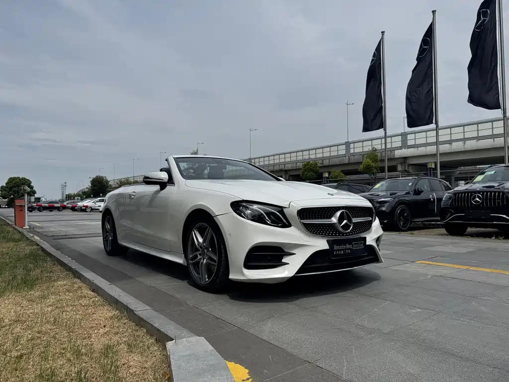 Mercedes-Benz E-Class (Import) — фото 4