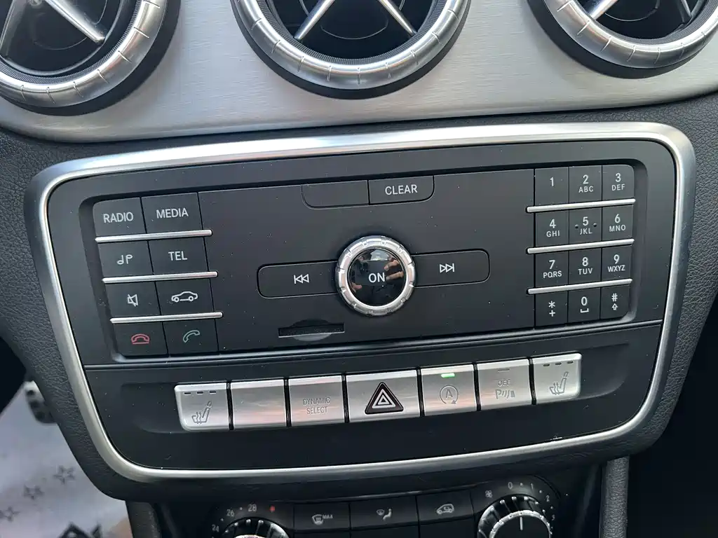 Mercedes-Benz CLA (Import) — фото 19