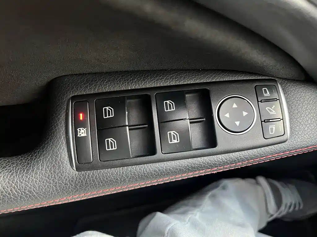 Mercedes-Benz CLA (Import) — фото 21