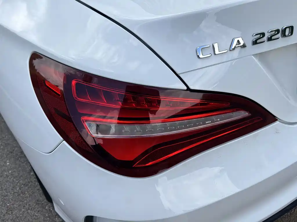 Mercedes-Benz CLA (Import) — фото 25