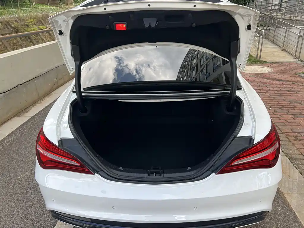 Mercedes-Benz CLA (Import) — фото 26