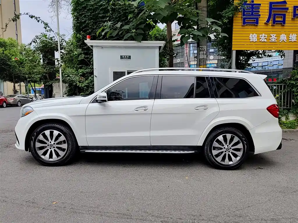 Mercedes-Benz GLS — фото 3