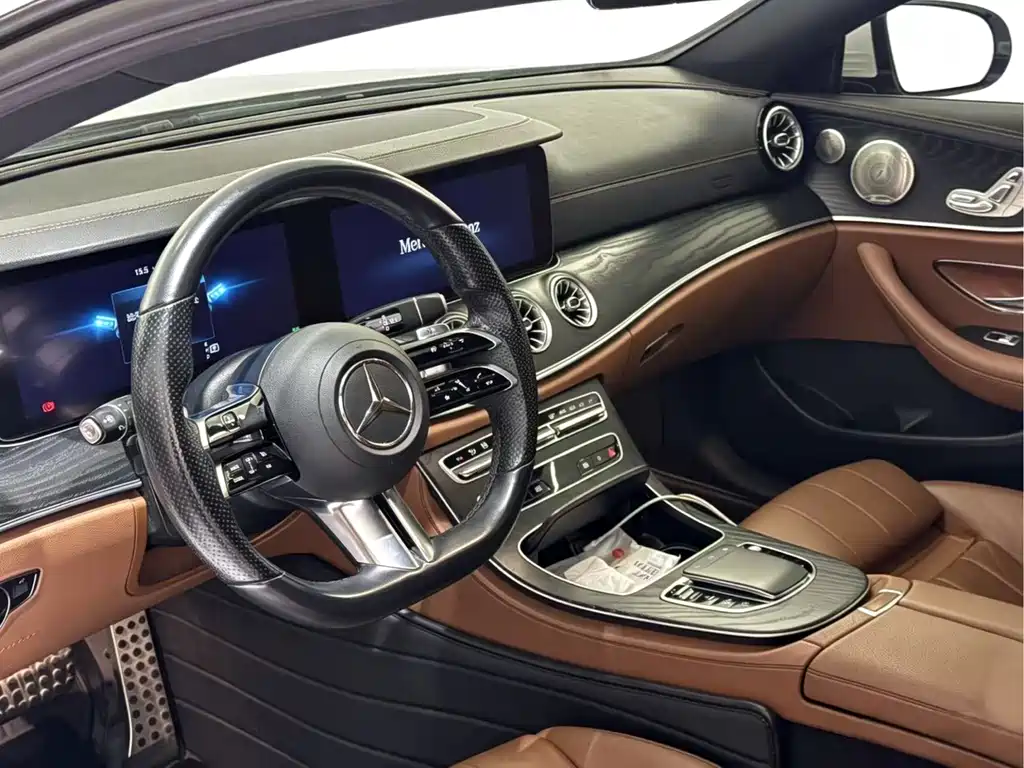 Mercedes-Benz E-Class (Import) — фото 4