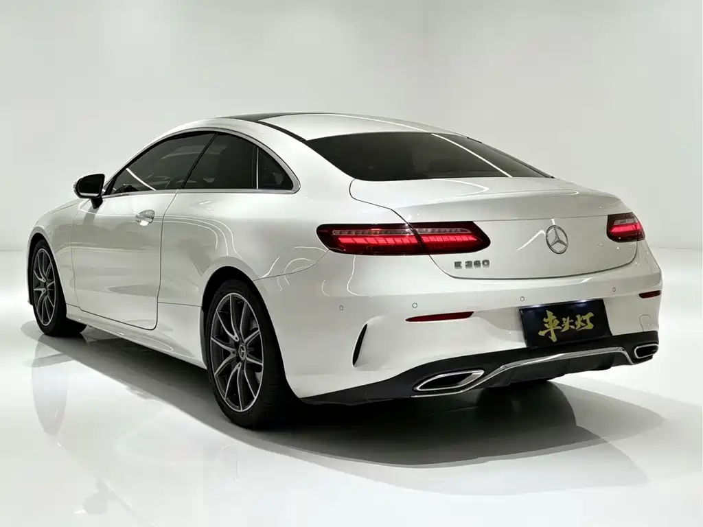 Mercedes-Benz E-Class (Import) — фото 9