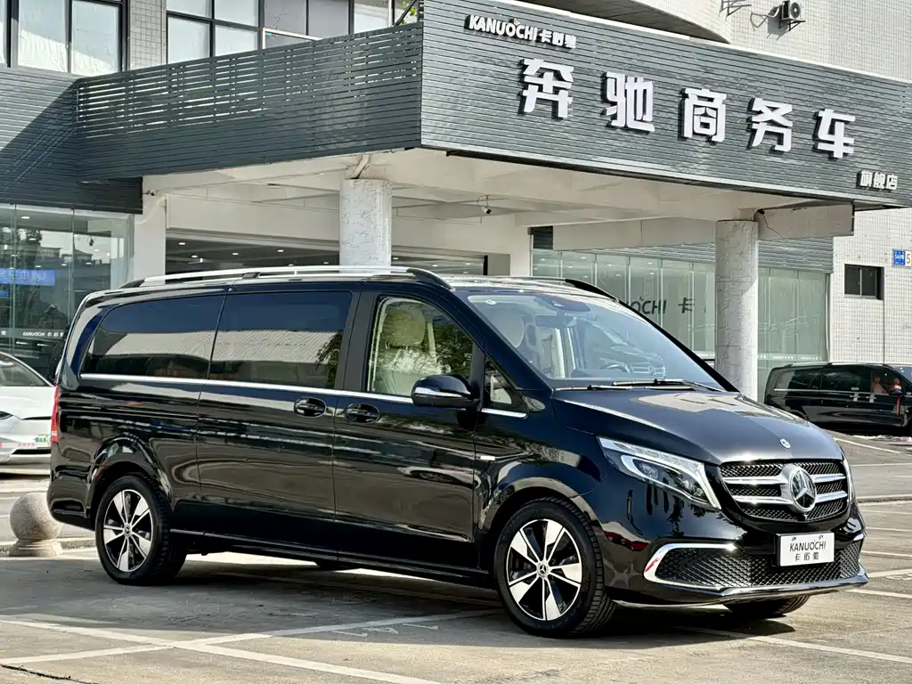 Mercedes-Benz V-Class — фото 2
