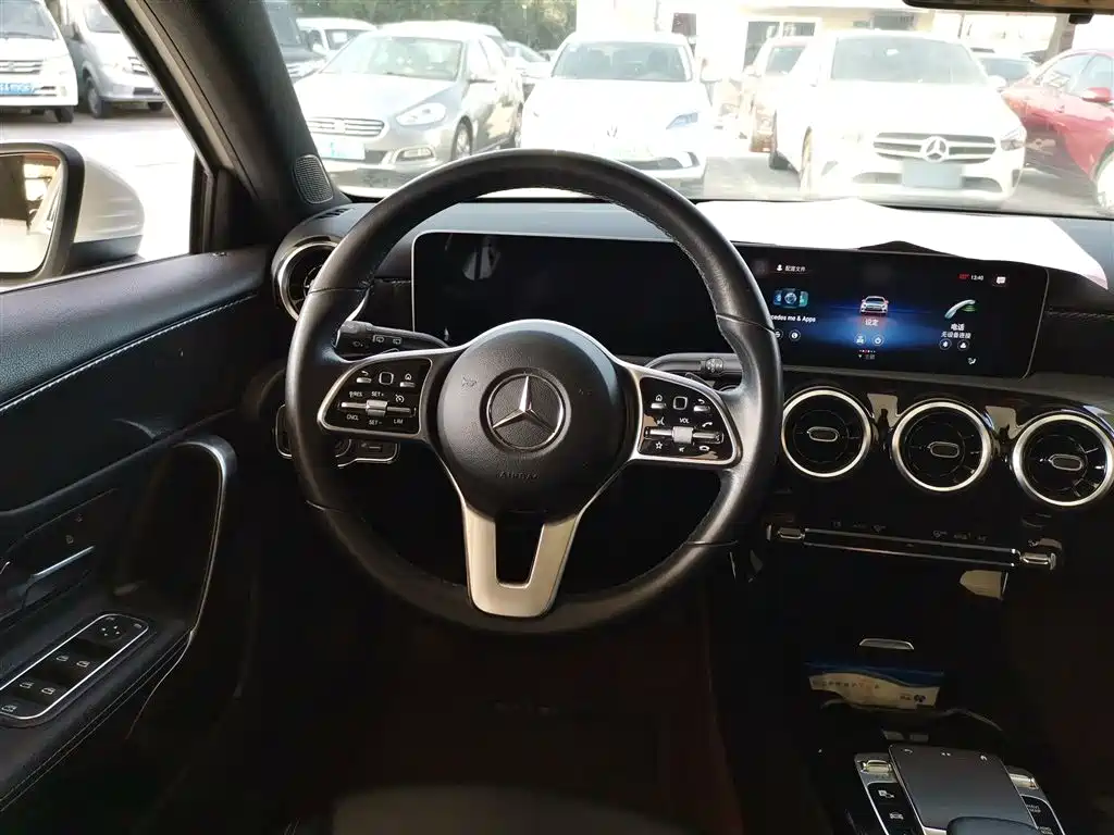 Mercedes-Benz A-Class (Import) — фото 3
