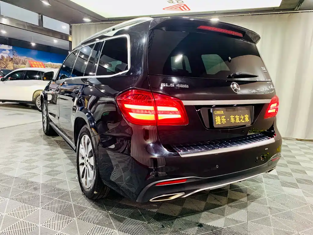 Mercedes-Benz GLS — фото 5