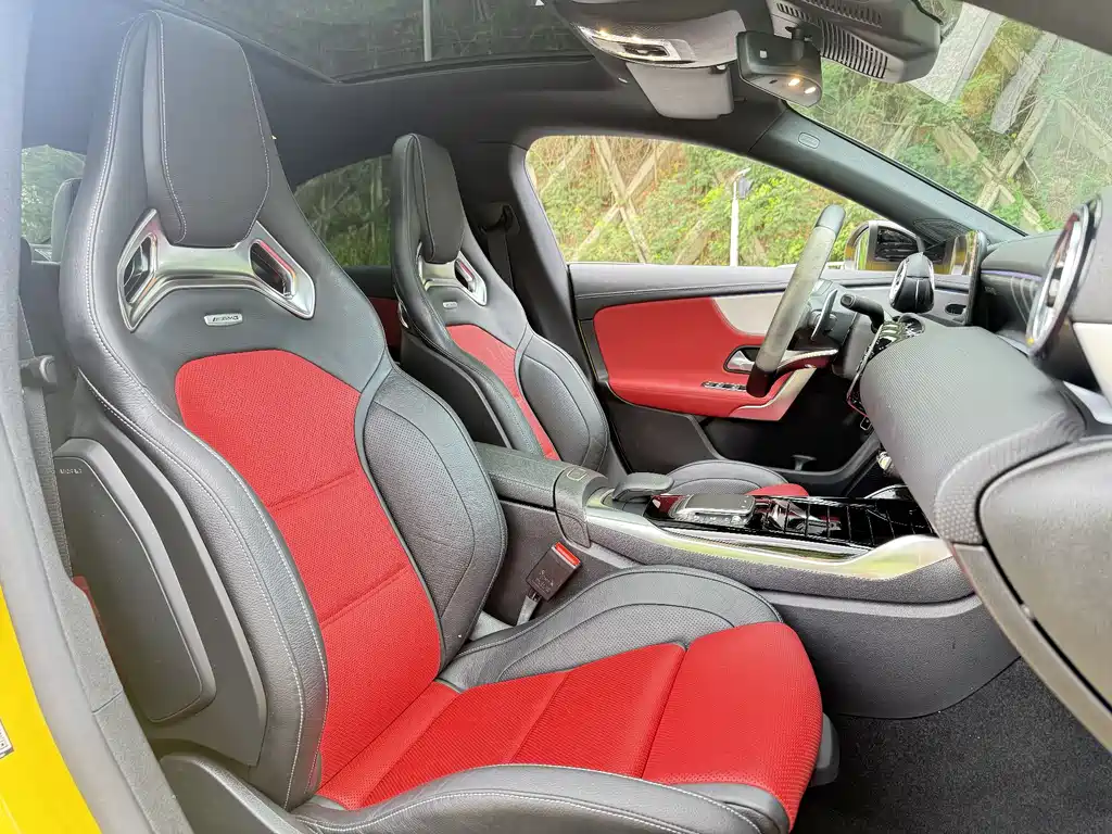 Mercedes-Benz CLA AMG — фото 5
