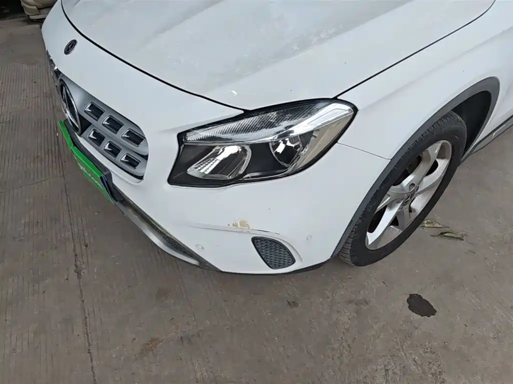 Mercedes-Benz GLA — фото 24
