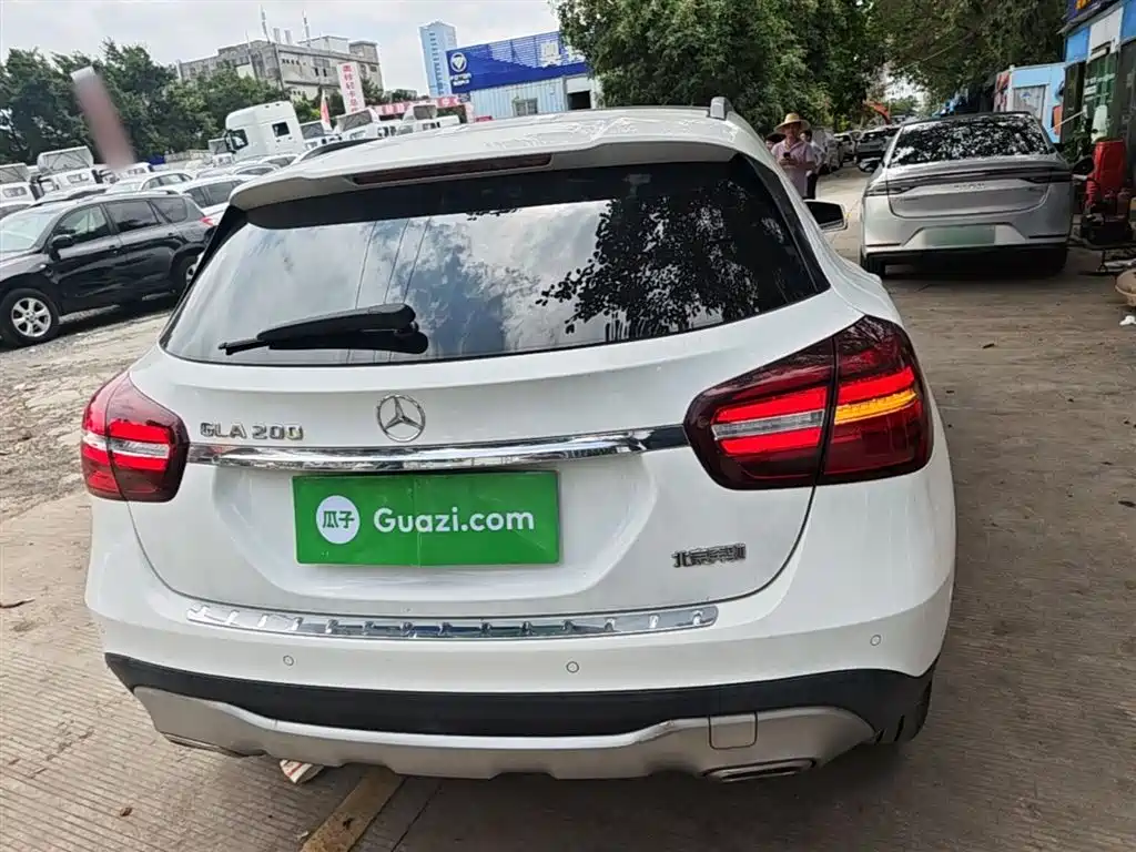 Mercedes-Benz GLA — фото 6