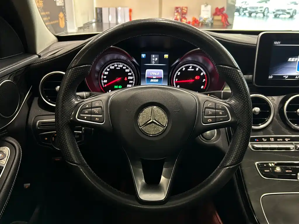 Mercedes-Benz C-Class — фото 10