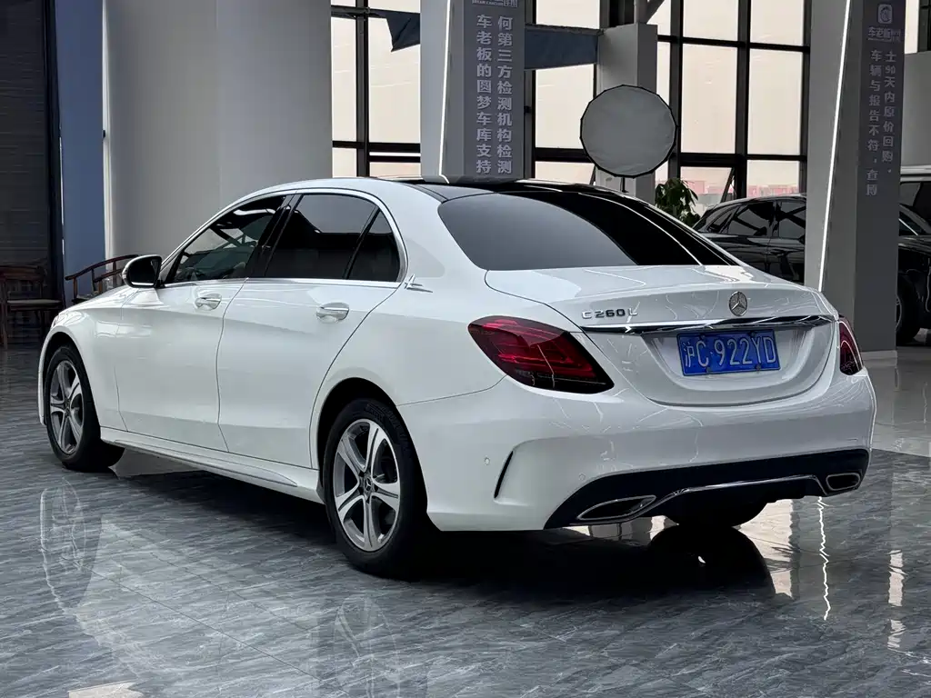 Mercedes-Benz C-Class — фото 4