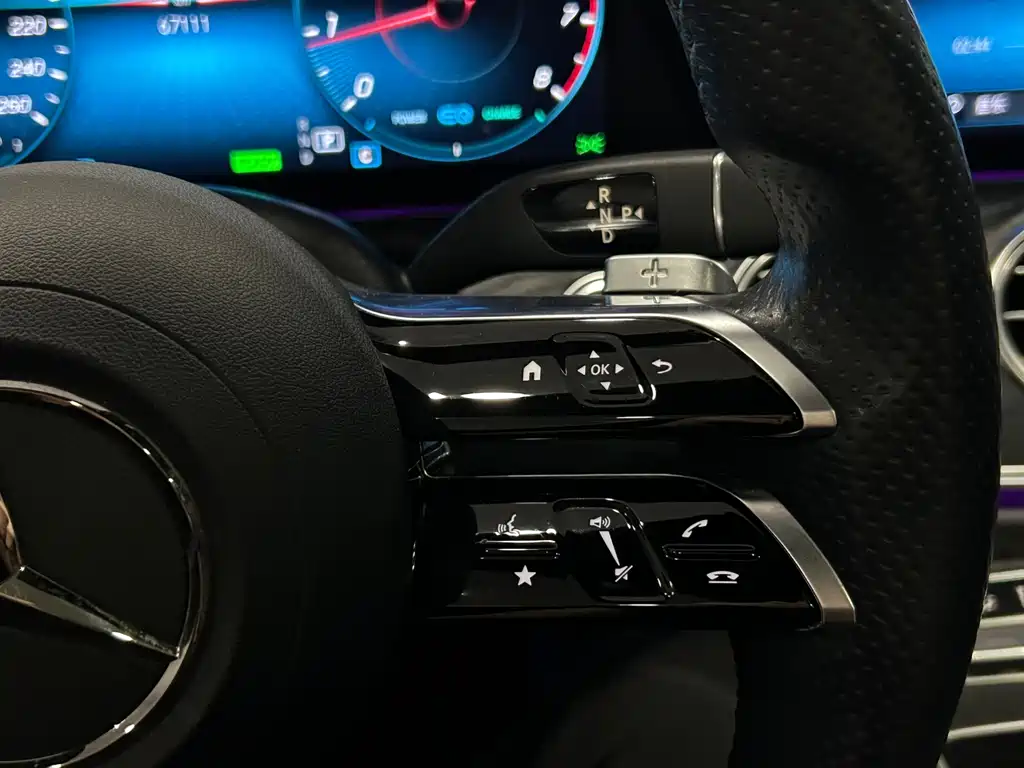 Mercedes-Benz E-Class (Import) — фото 15
