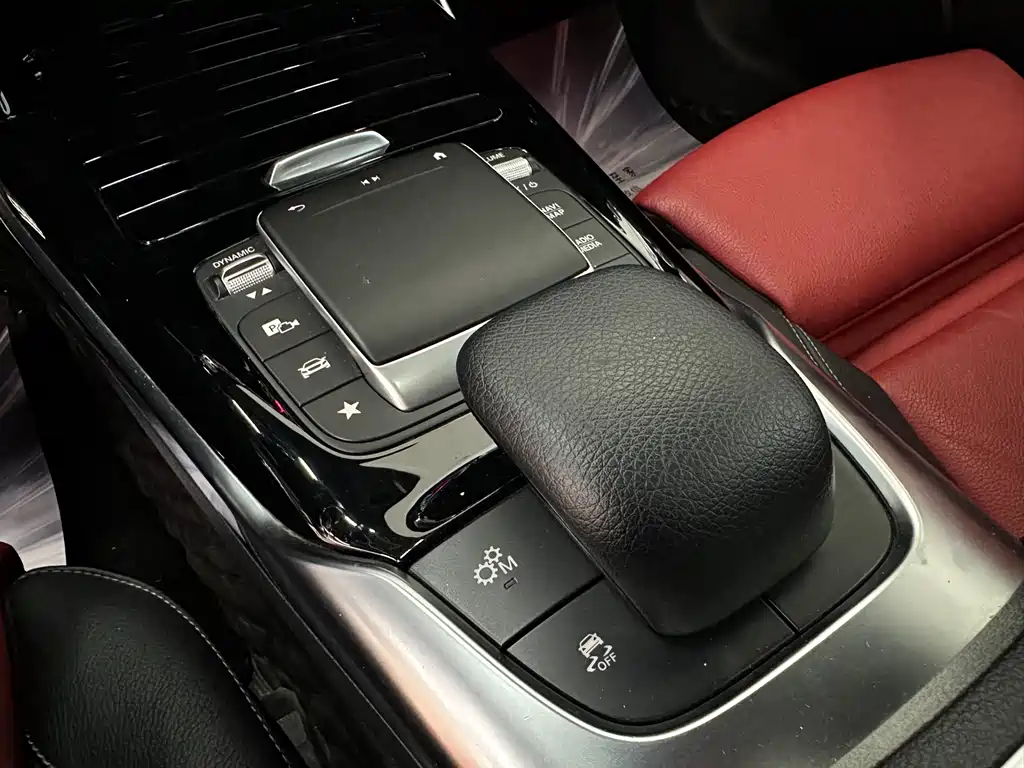 Mercedes-Benz CLA AMG — фото 20