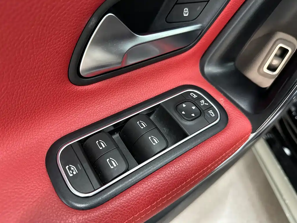 Mercedes-Benz CLA AMG — фото 6