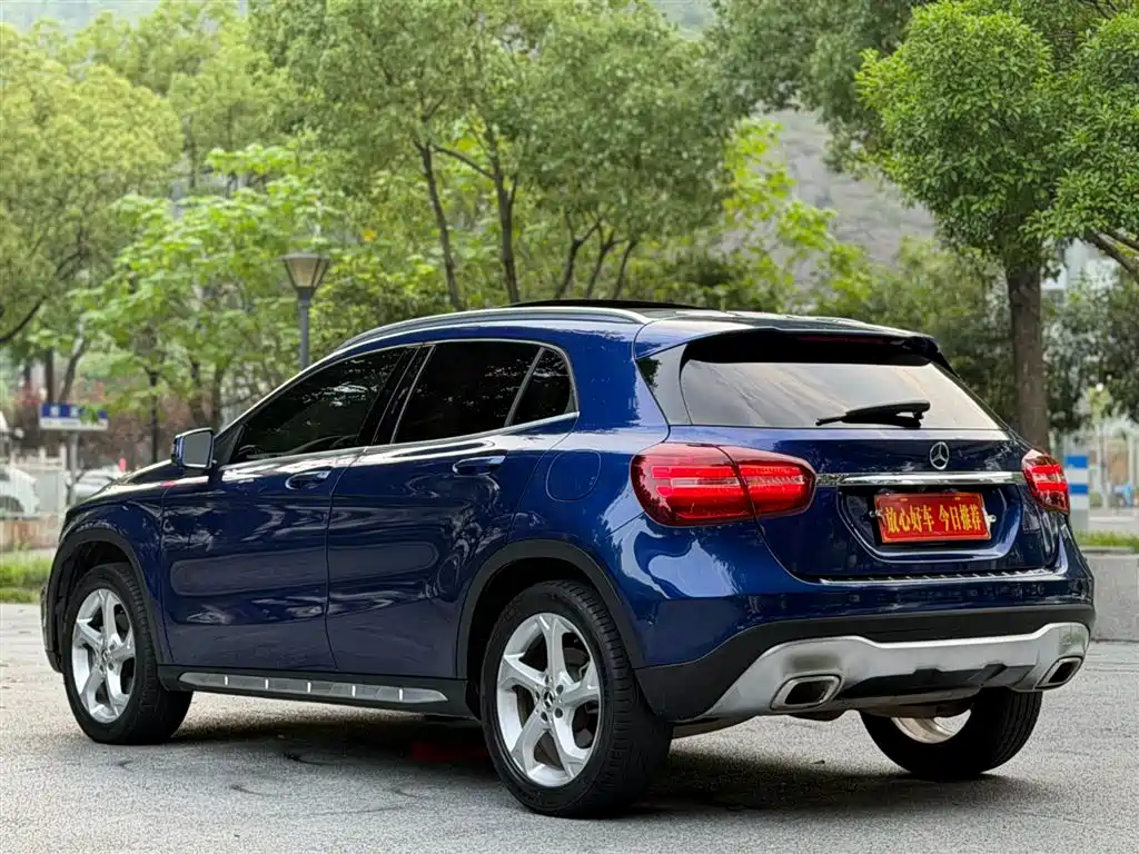 Mercedes-Benz GLA — фото 4
