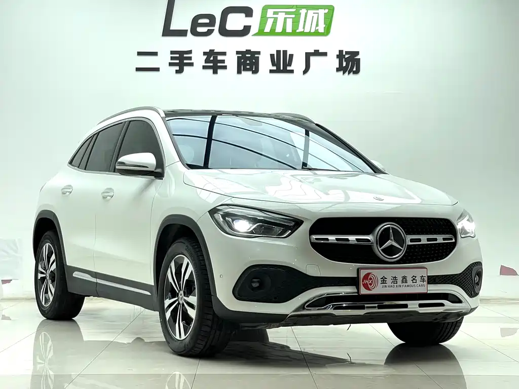 Mercedes-Benz GLA — фото 3