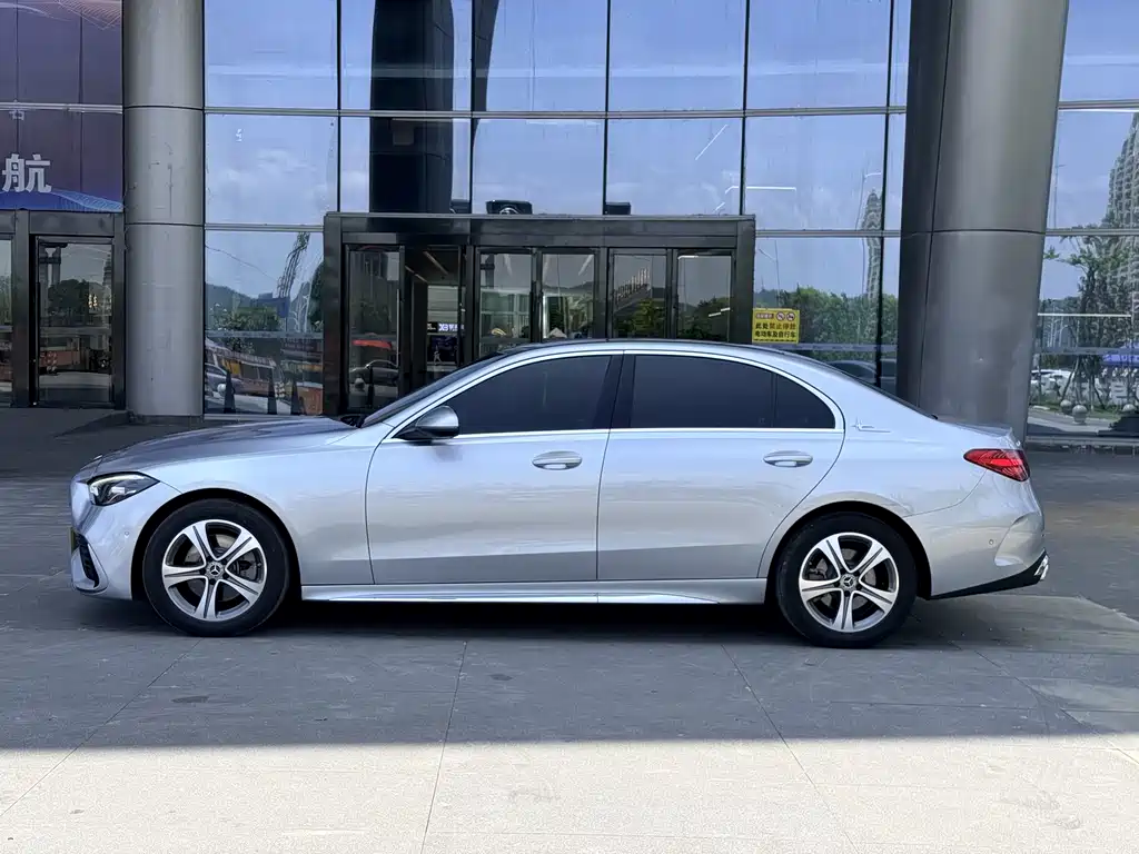 Mercedes-Benz C-Class — фото 4